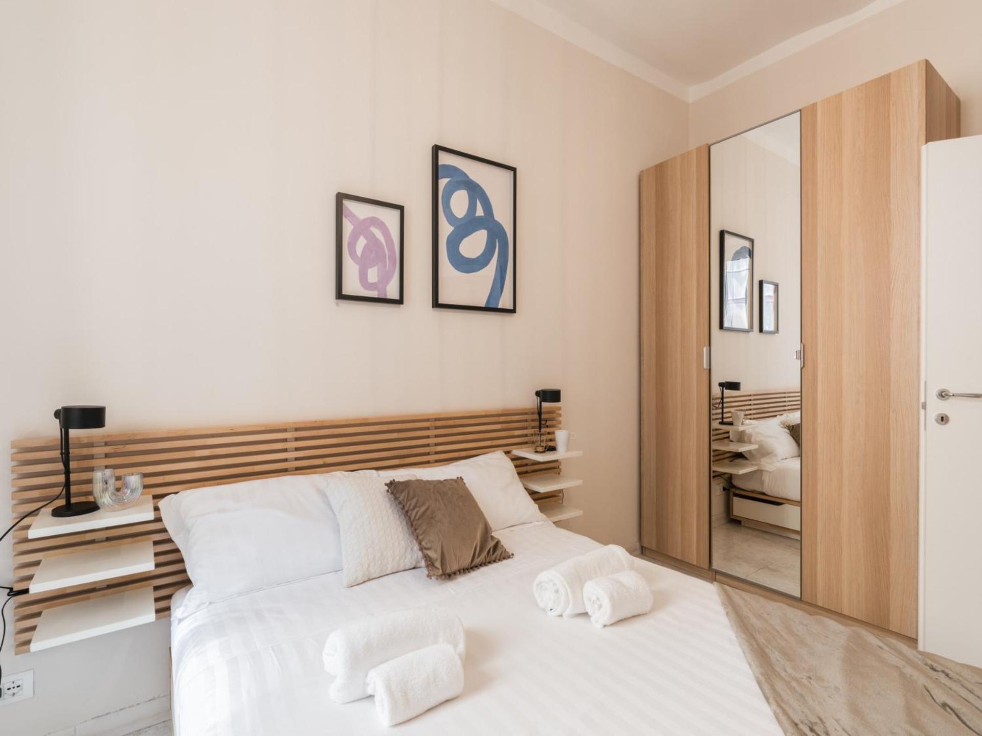 The Best Rent - Spacious One-Bedroom Apartment Near Colosseum Рим Екстериор снимка